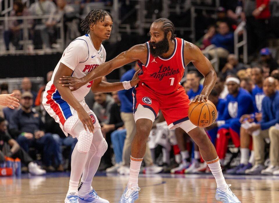 九游app最新版包含C9带队取胜！，哈登重要时刻重要助攻引发球迷热议的词条