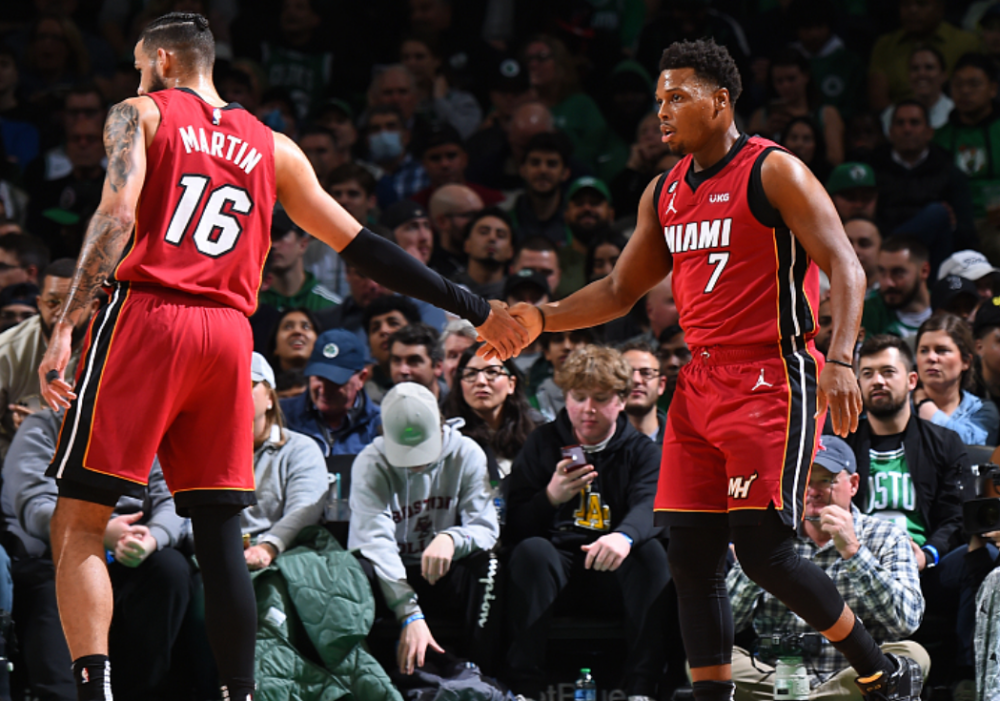 九游app最新版马赛国际比赛日豪取连胜塔图姆在西班牙队比赛中大胜，亚特兰大转会期战术微调瞬间刷屏的简单介绍